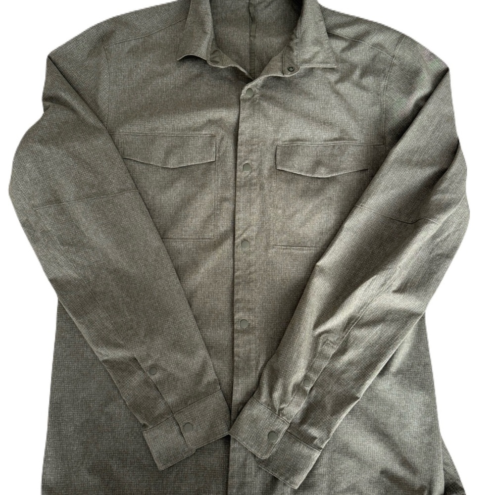 Stylish green lululemon Button-Up Shirt